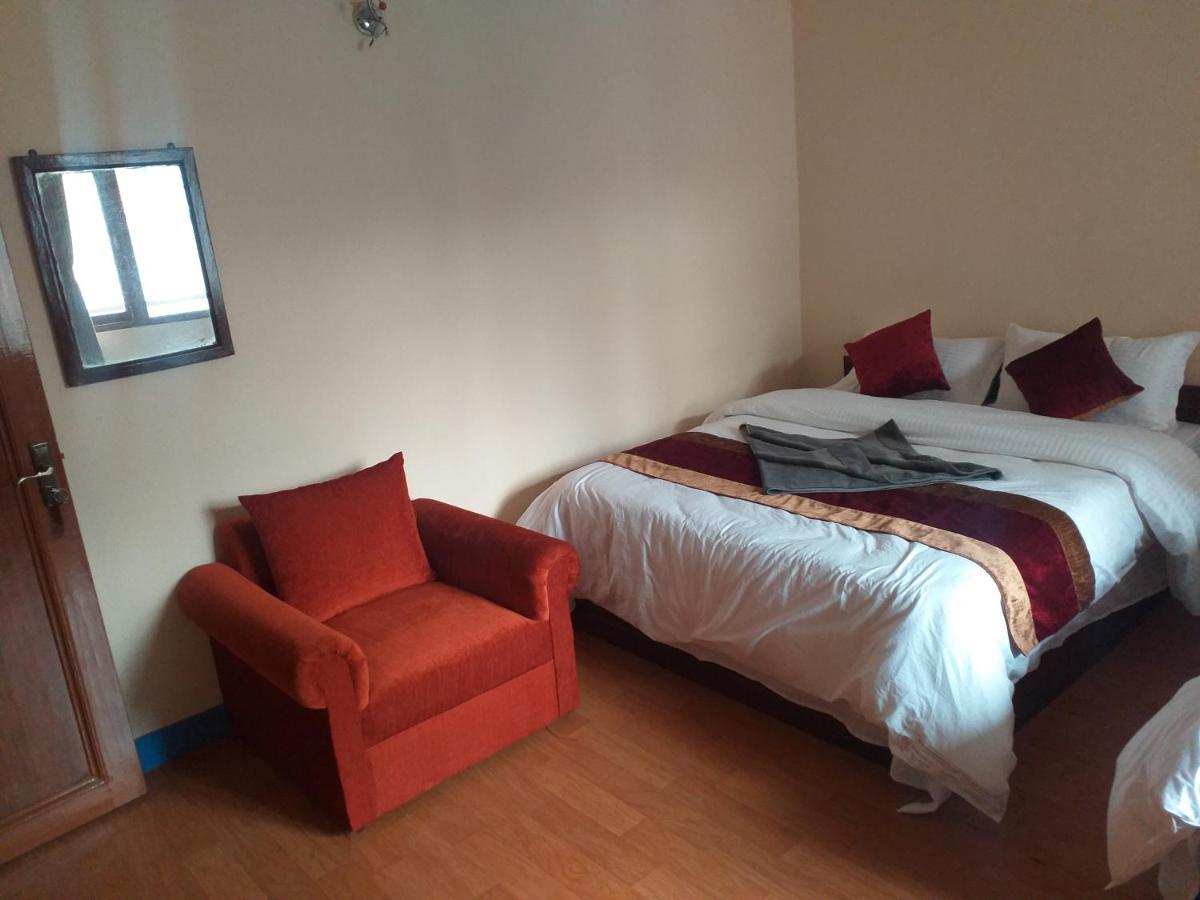 Hotel Silver Jubilee Kathmandu Buitenkant foto